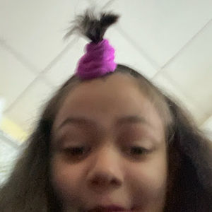 Meet your Posher, Eva